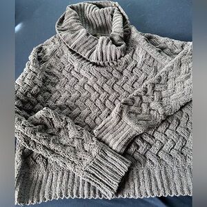 Kendall & Kylie Textured Knit Turtleneck Sweater - Blue Gray